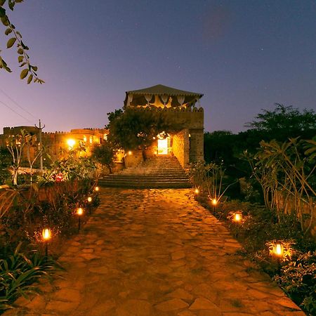 Manmatha A Luxury Retreat Bed and Breakfast Udaipur Esterno foto