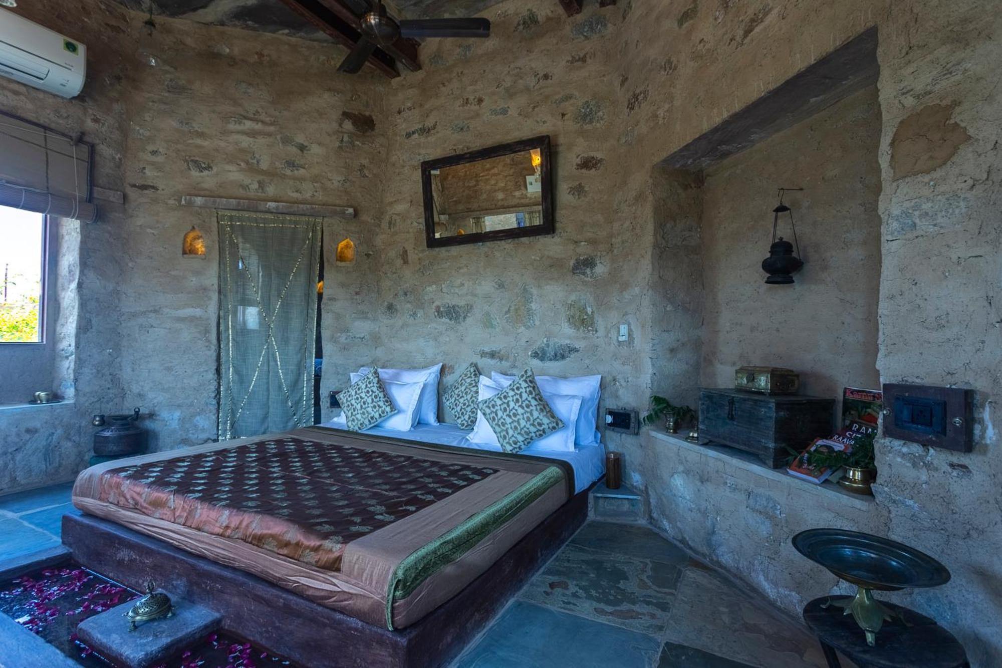 Manmatha A Luxury Retreat Bed and Breakfast Udaipur Esterno foto