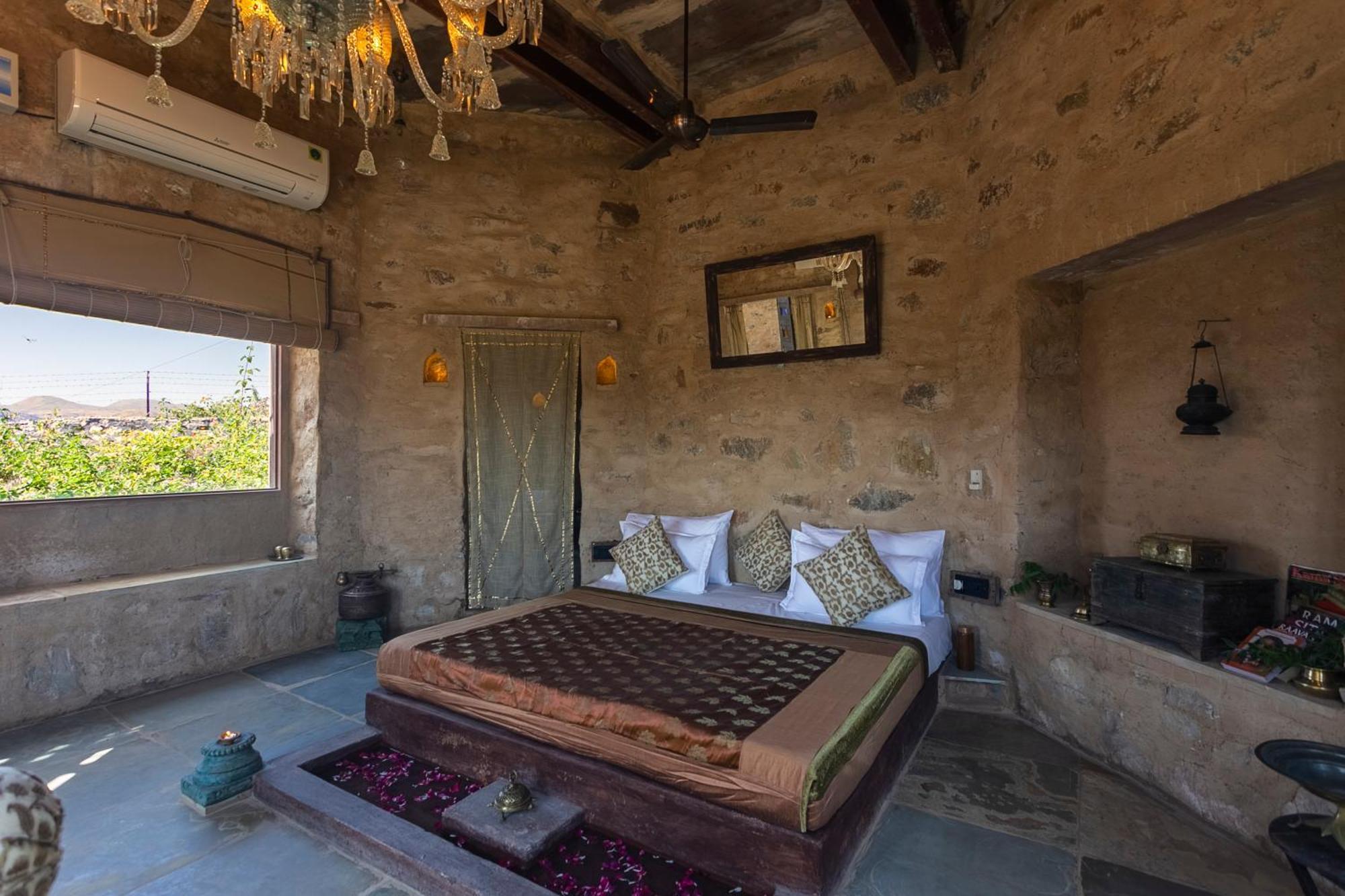 Manmatha A Luxury Retreat Bed and Breakfast Udaipur Esterno foto