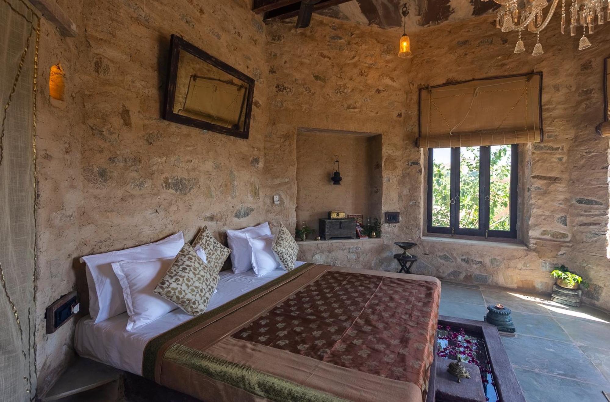 Manmatha A Luxury Retreat Bed and Breakfast Udaipur Esterno foto