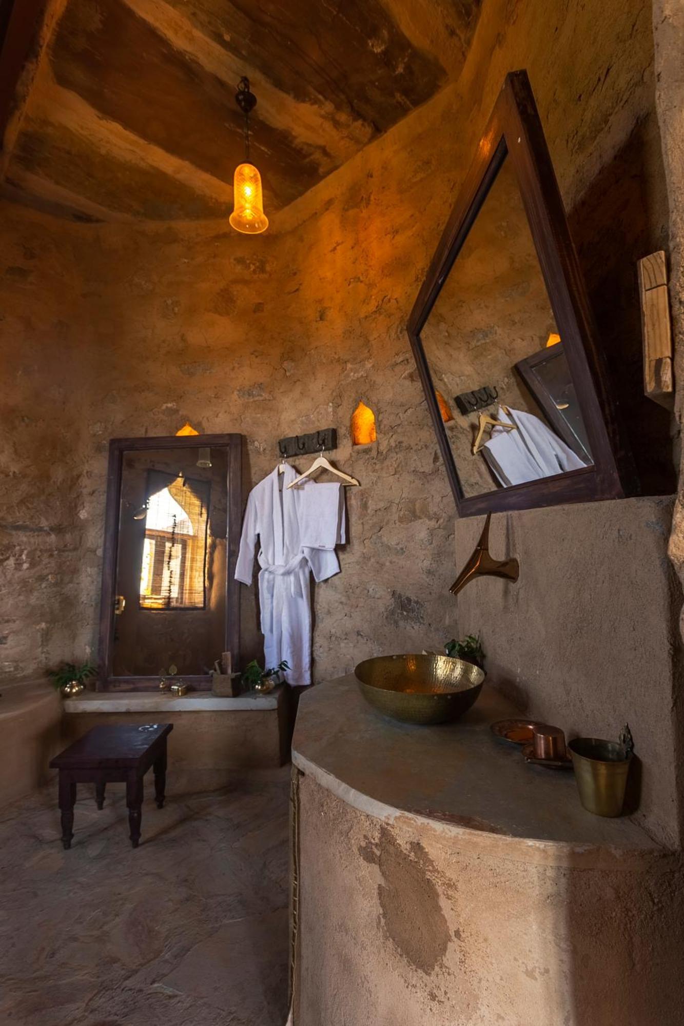 Manmatha A Luxury Retreat Bed and Breakfast Udaipur Esterno foto