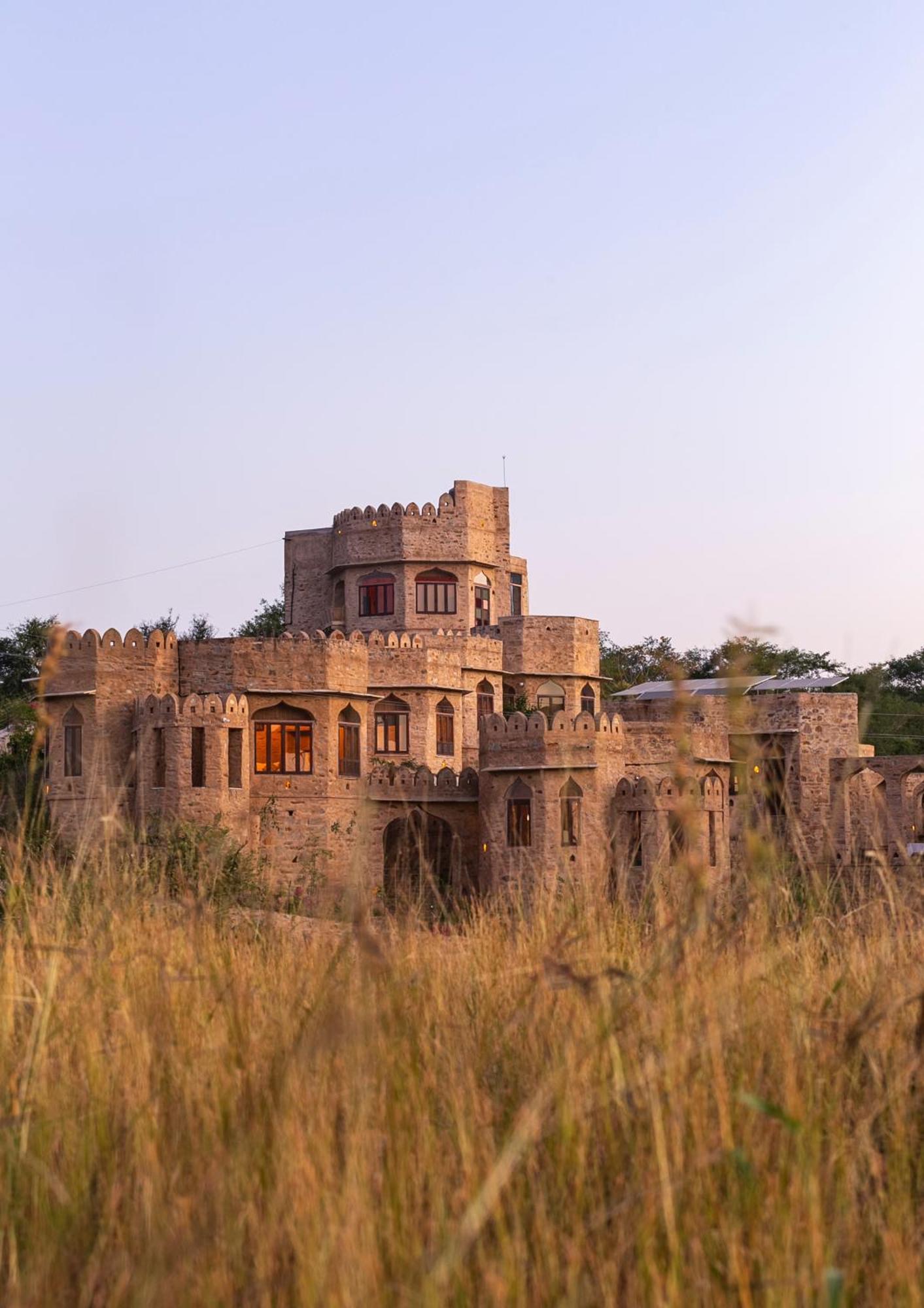 Manmatha A Luxury Retreat Bed and Breakfast Udaipur Esterno foto