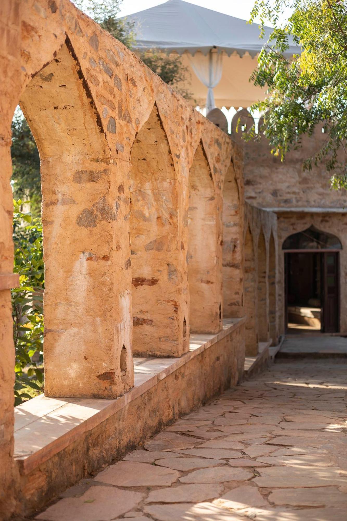 Manmatha A Luxury Retreat Bed and Breakfast Udaipur Esterno foto